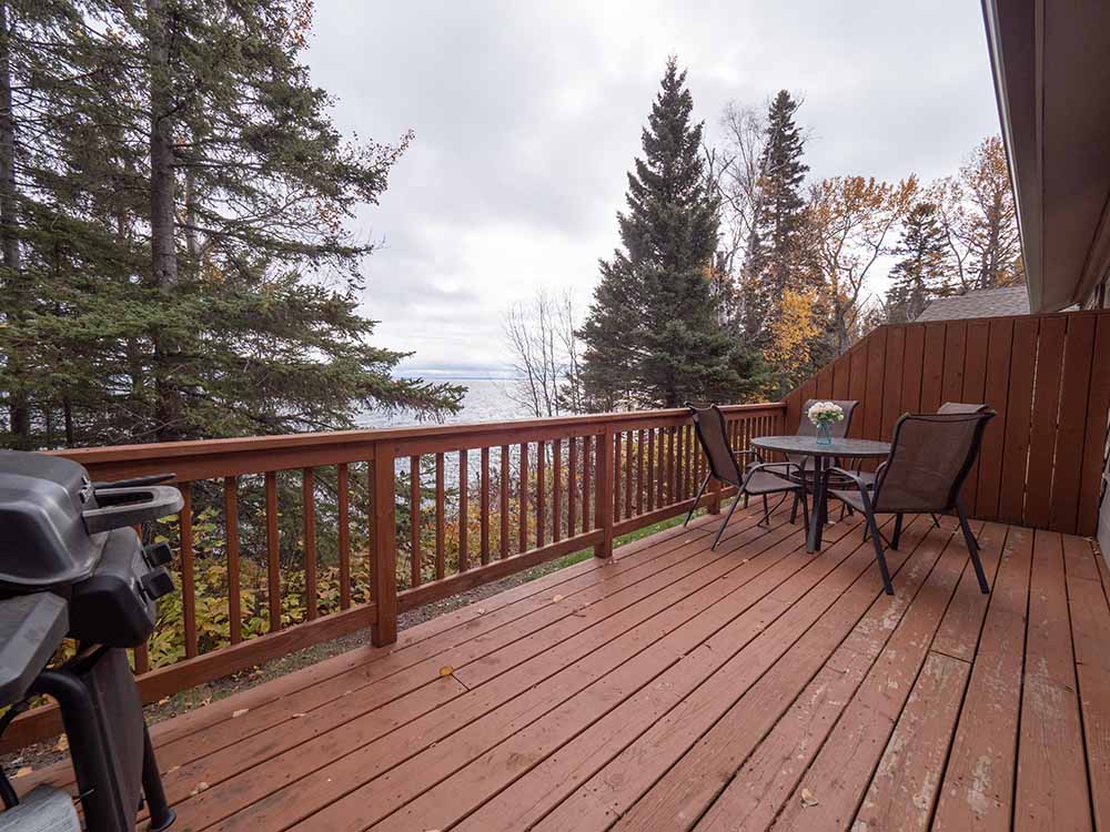 Cottage 6 - Gooseberry Park Cottages & Motel on Lake Superior in Two ...